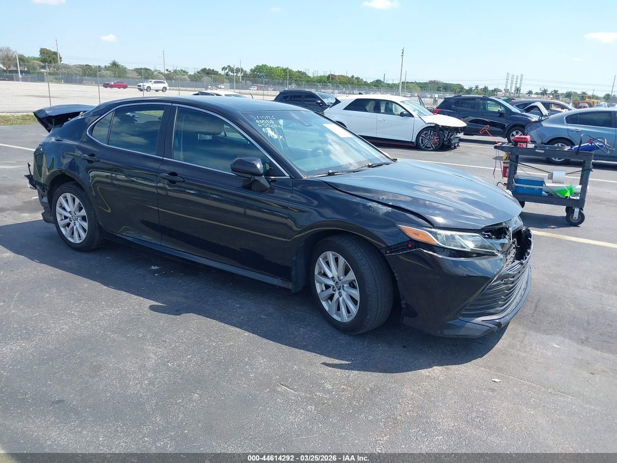 2018 Toyota Camry 4T1B11HK1JU655694 Lot 44614292