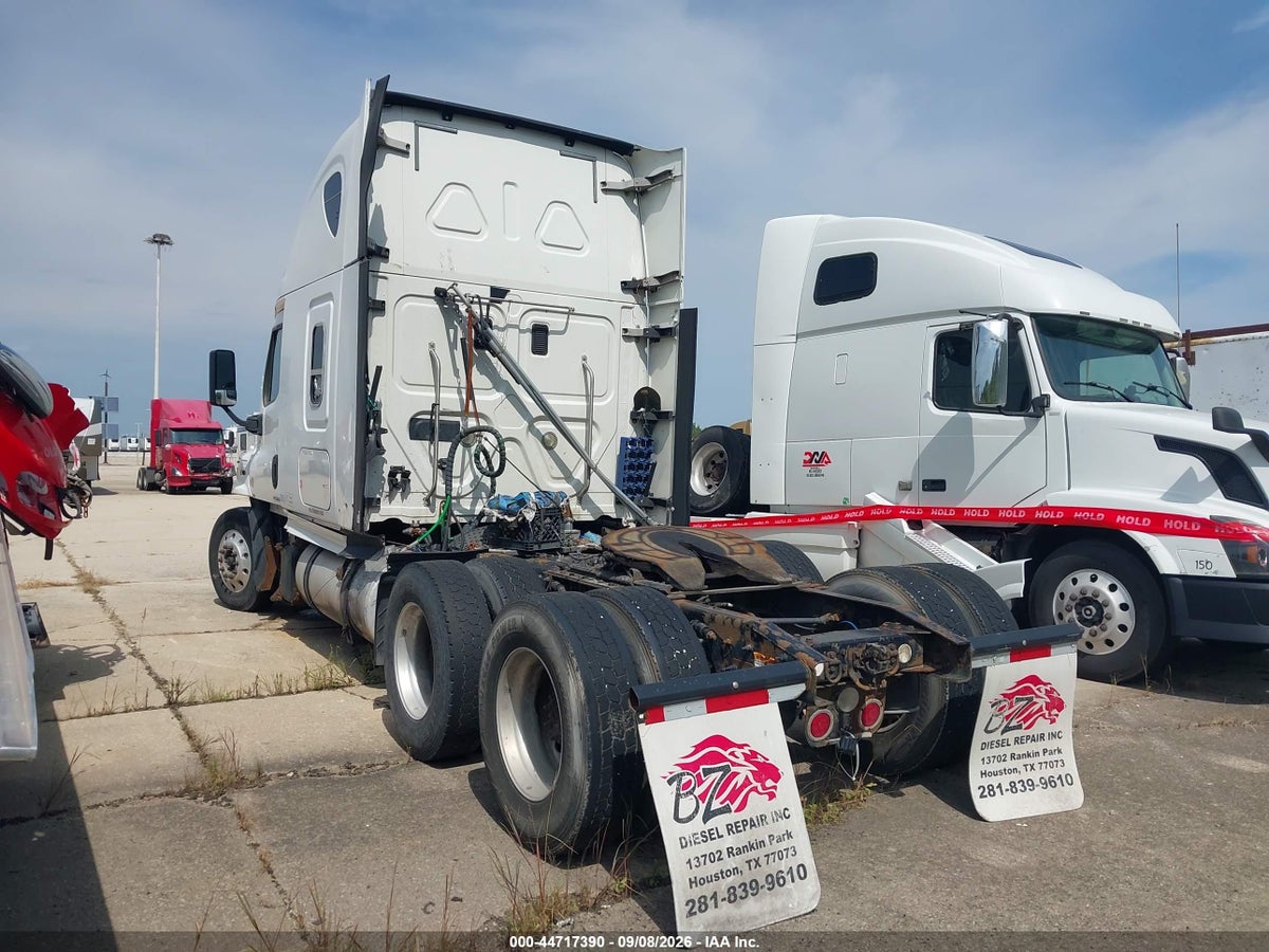 2015 FREIGHTLINER CASCADIA 125 — снимка 3