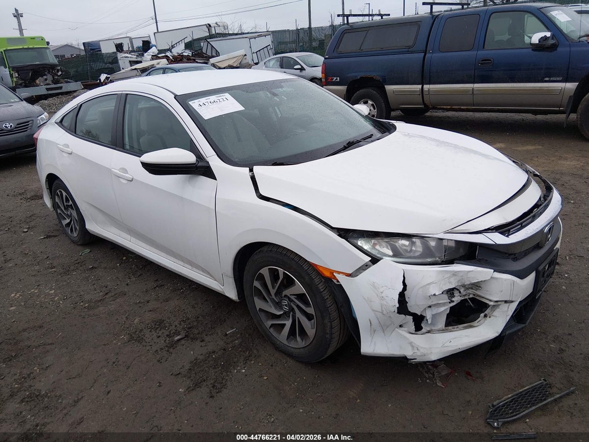 2018 Honda Civic 2HGFC2F50JH532296 Lot 44766221
