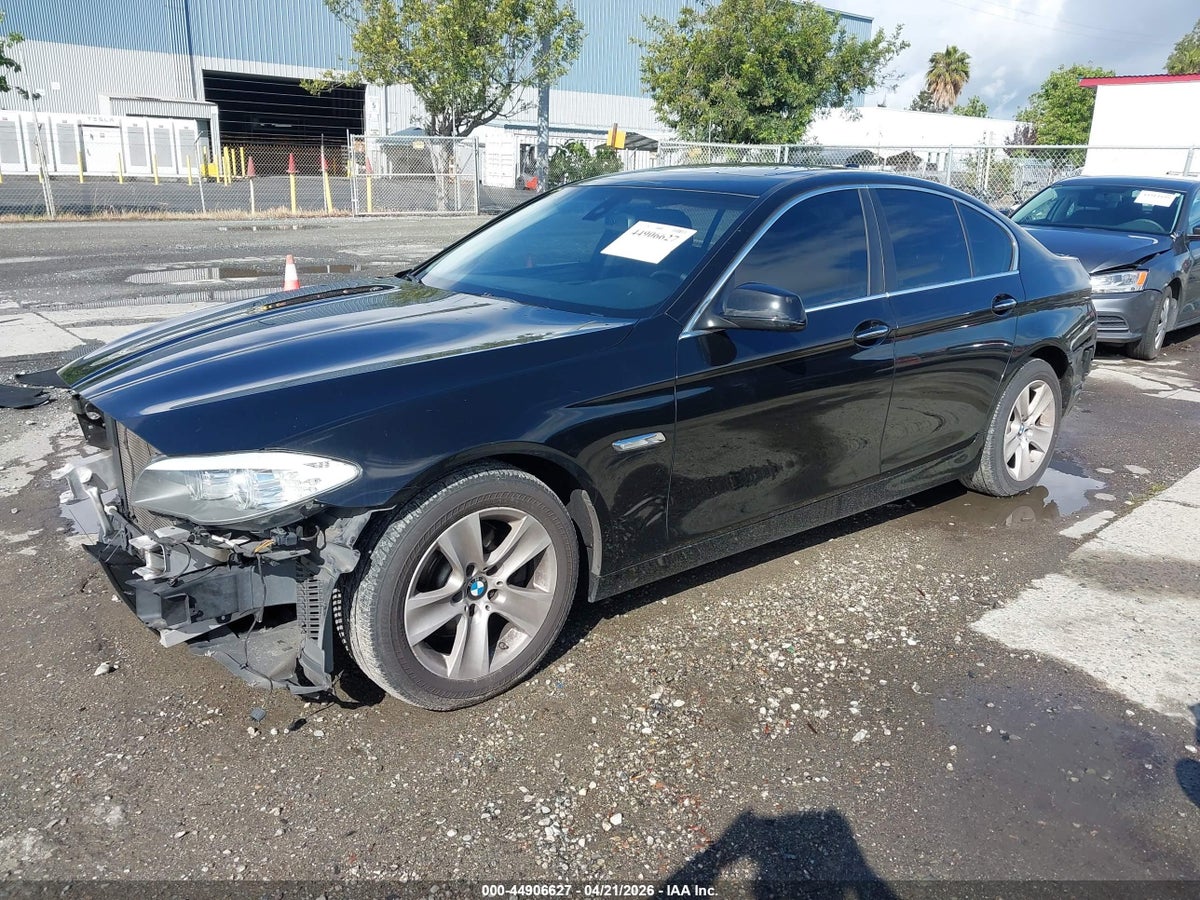 2012 BMW 528I — снимка 2