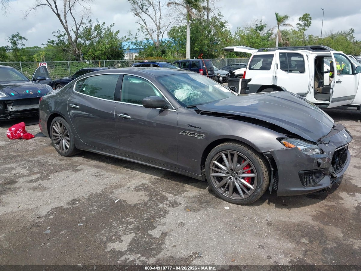 2023 MASERATI QUATTROPORTE MODENA Q4