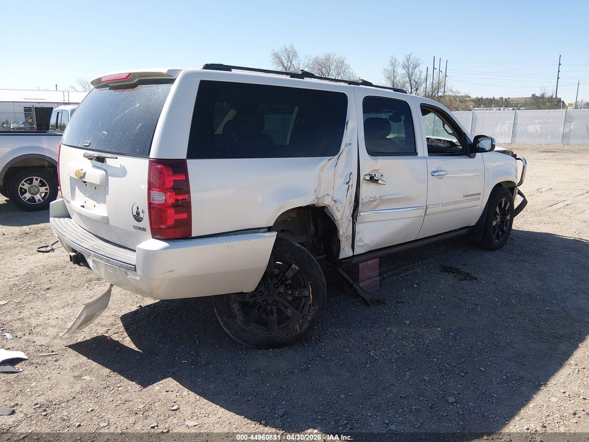 2011 CHEVROLET SUBURBAN 1500 LTZ — снимка 4