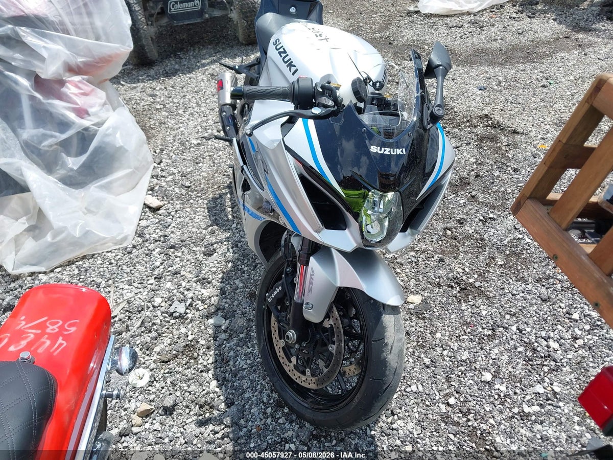 2025 SUZUKI GSX-R1000 — photo 5