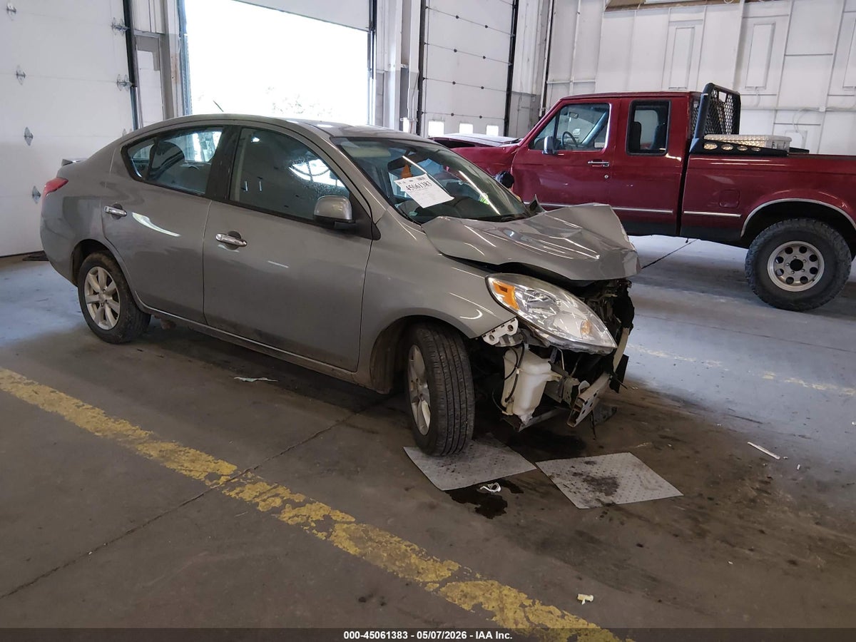 2014 NISSAN VERSA 1.6 SV