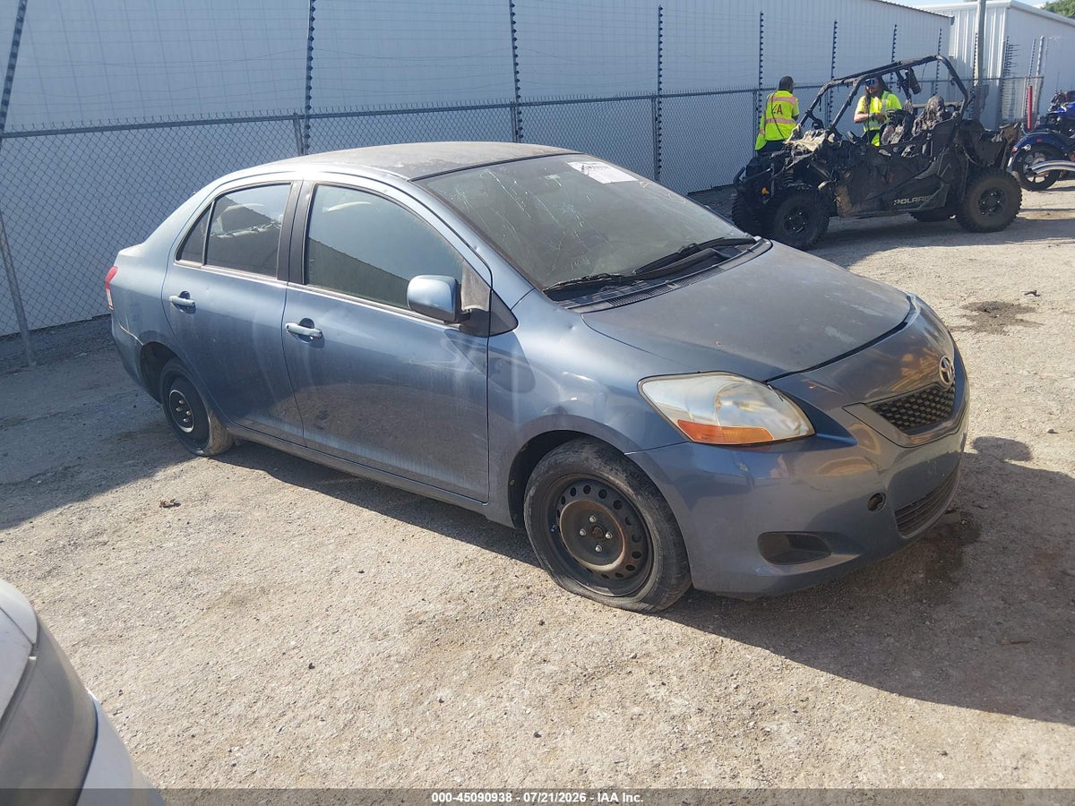 2010 TOYOTA YARIS