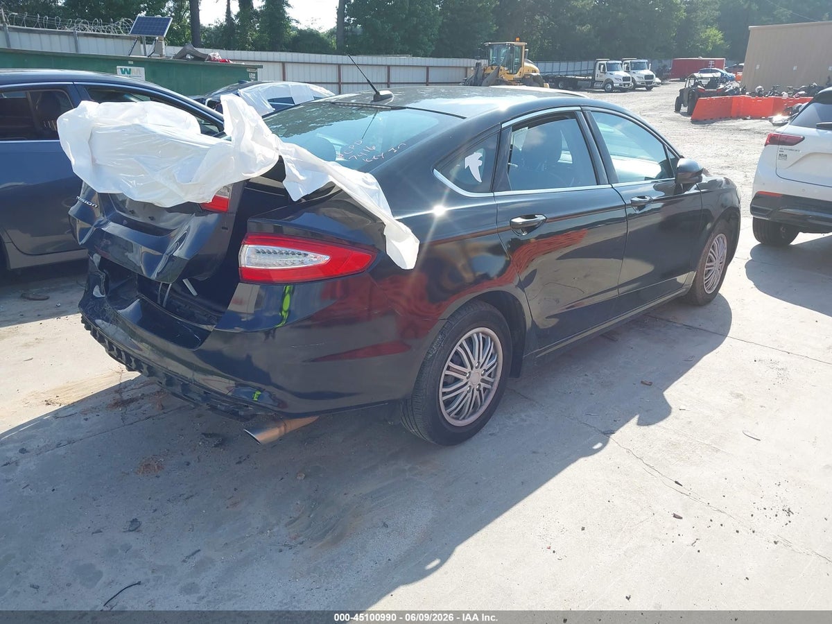 2013 FORD FUSION S — photo 4