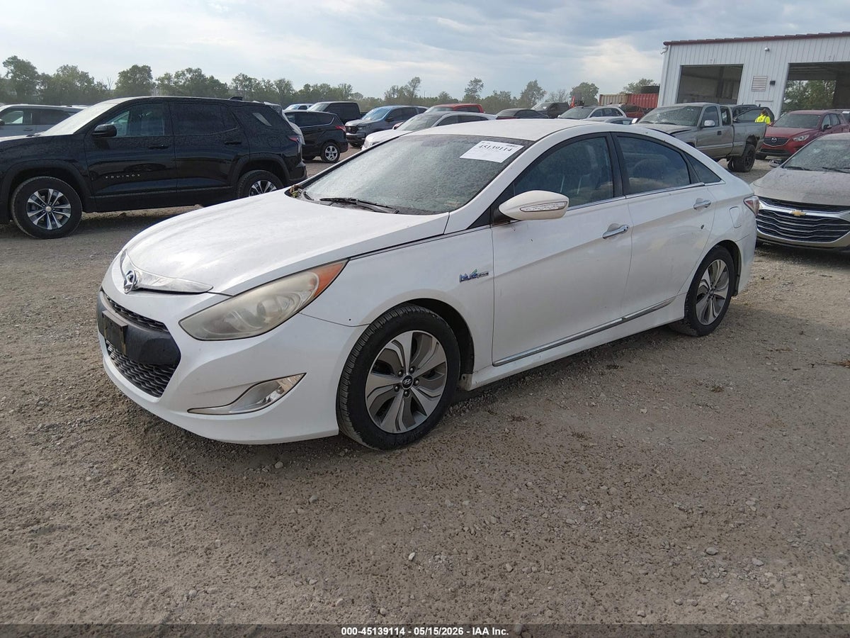 2013 HYUNDAI SONATA HYBRID LIMITED — снимка 2