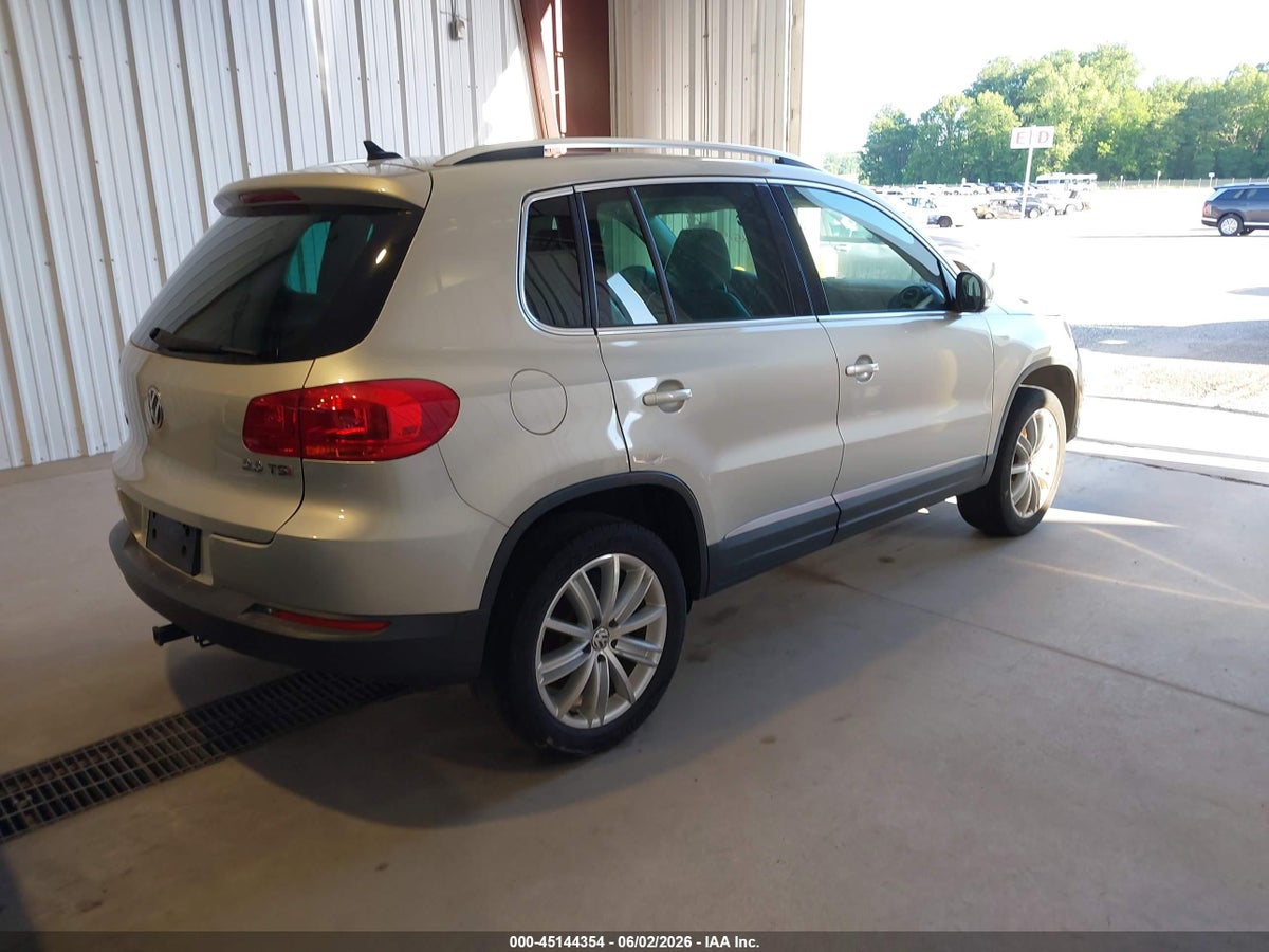 2013 VOLKSWAGEN TIGUAN SE — снимка 4