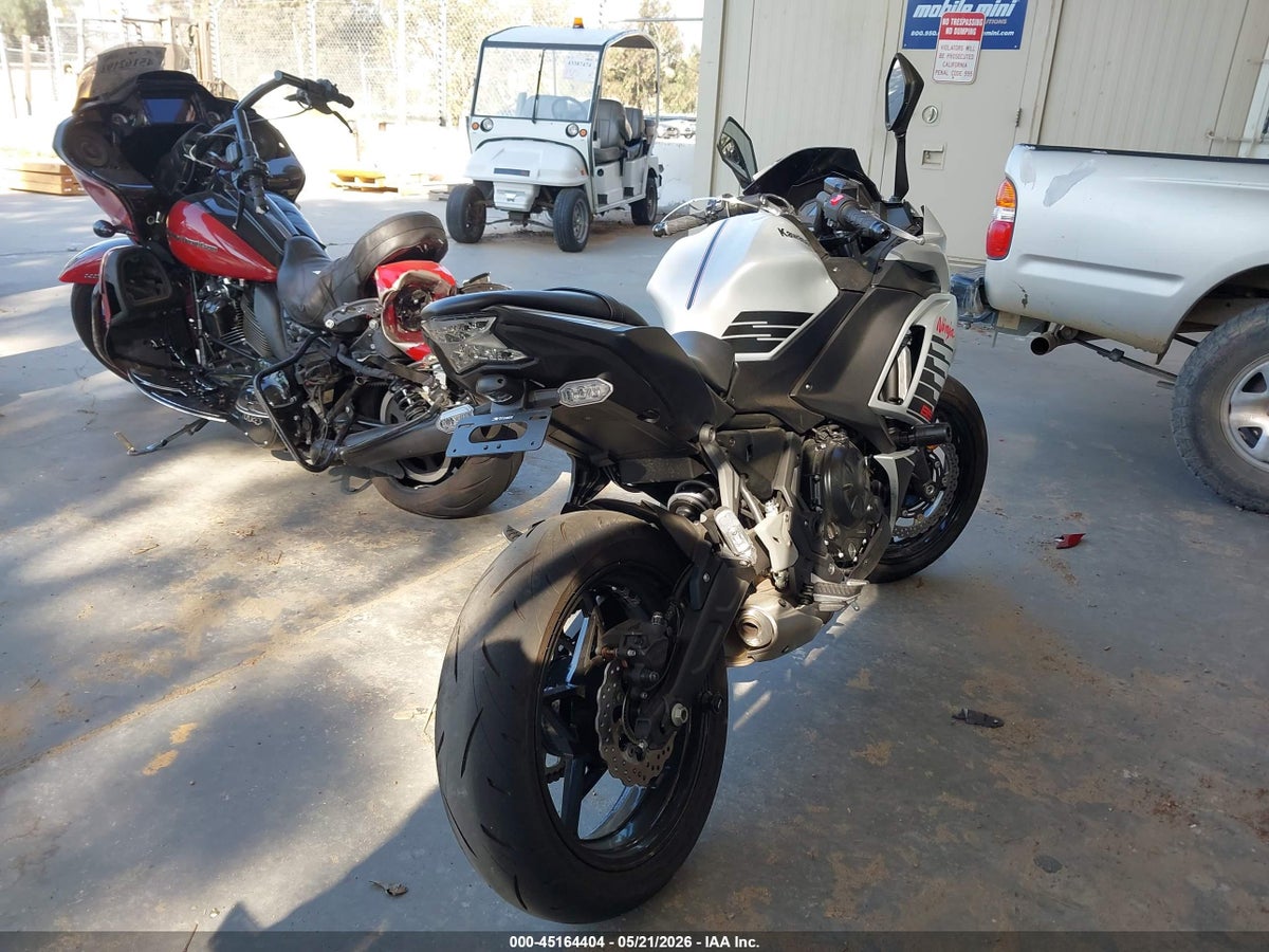2026 KAWASAKI EX650 P — снимка 4