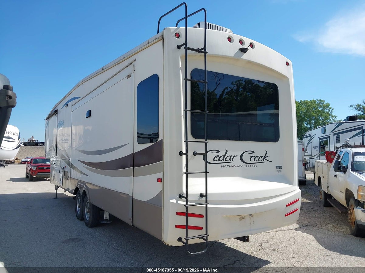 2018 KEYSTONE CEDAR CREEK — photo 3