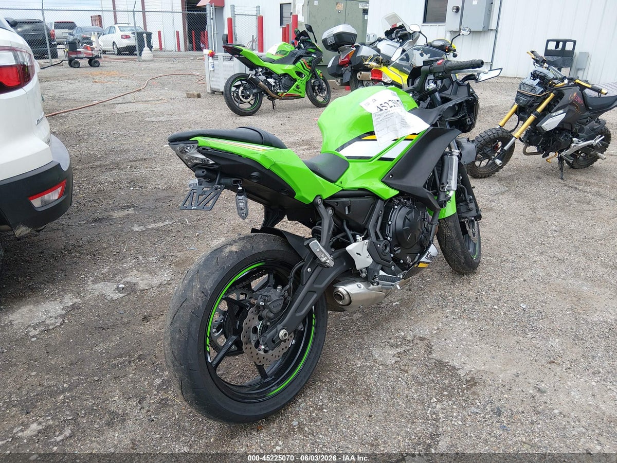2025 KAWASAKI EX650 P — снимка 4