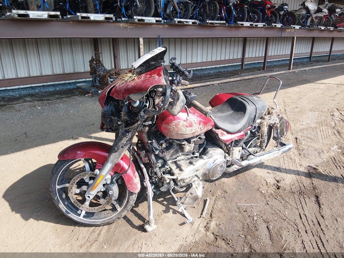 2025 HARLEY-DAVIDSON FLHX — снимка 2