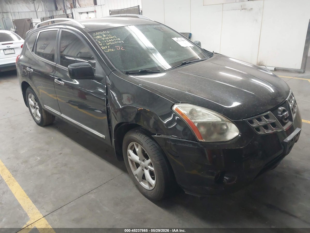 2011 NISSAN ROGUE SV