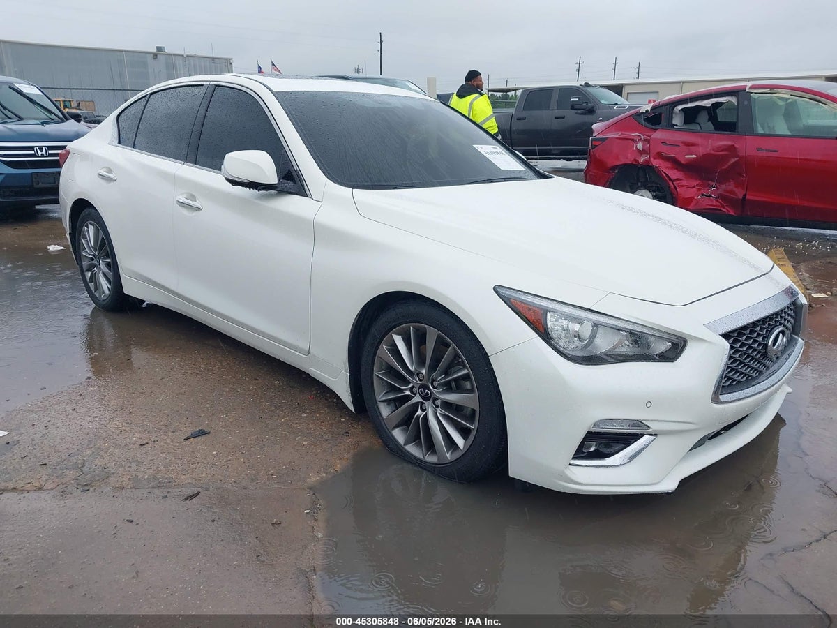2024 INFINITI Q50 LUXE