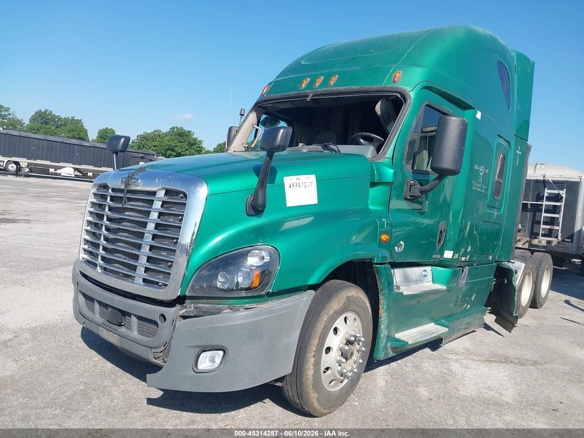 2016 FREIGHTLINER CASCADIA 125 — снимка 2
