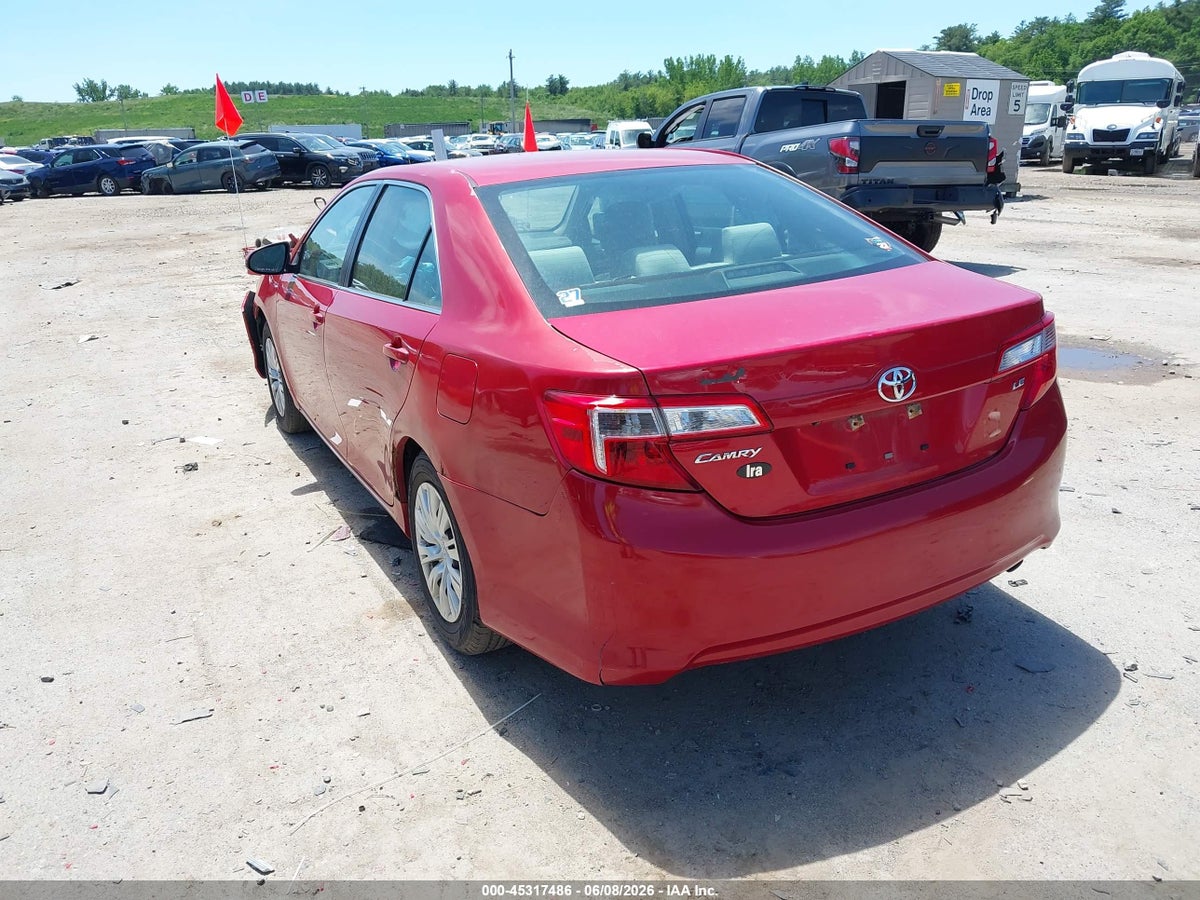 2014 TOYOTA CAMRY LE — снимка 3