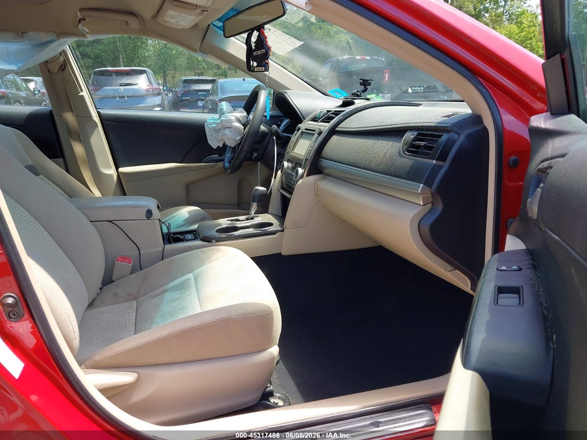 2014 TOYOTA CAMRY LE — снимка 5