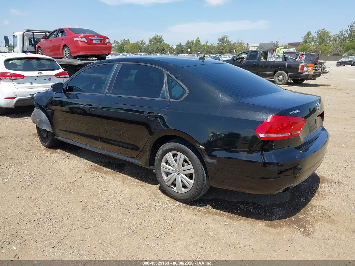 2014 VOLKSWAGEN PASSAT 2.5L S — снимка 3