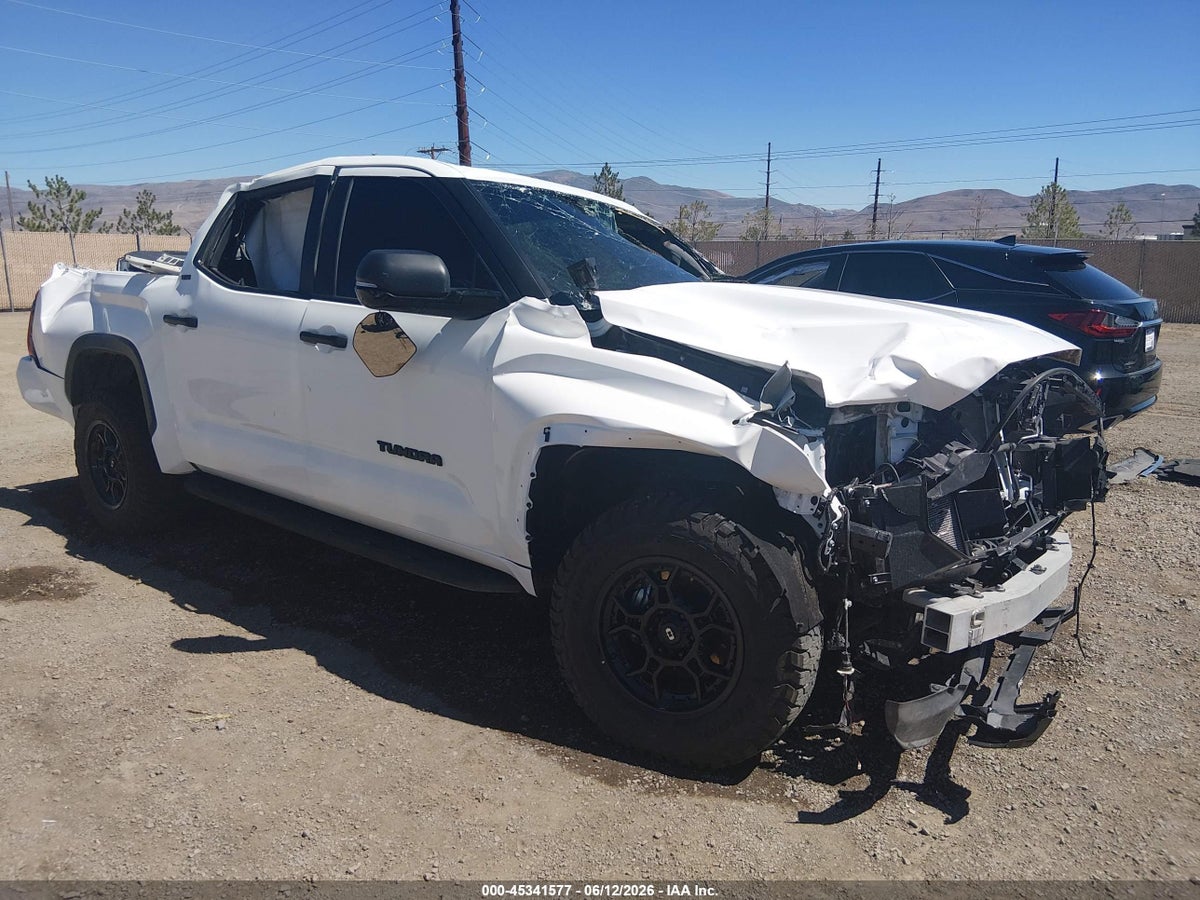 2026 TOYOTA TUNDRA SR5 CREWMAX 5.5' BED