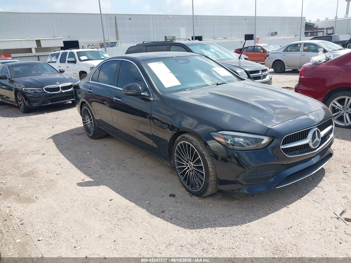2026 MERCEDES-BENZ C 300