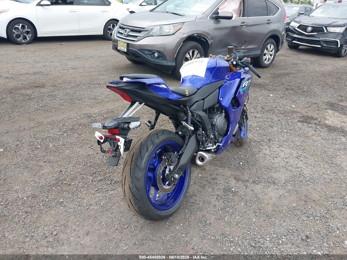 2026 YAMAHA YZFR7 — photo 4