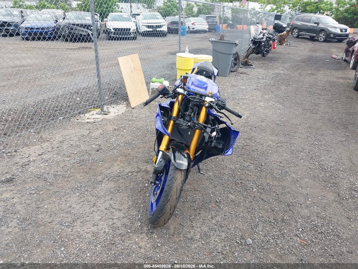 2026 YAMAHA YZFR7 — photo 5