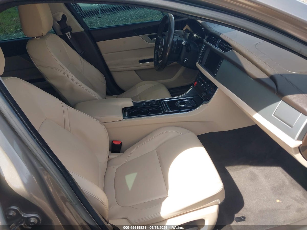 2017 JAGUAR XF 35T PREMIUM — снимка 5