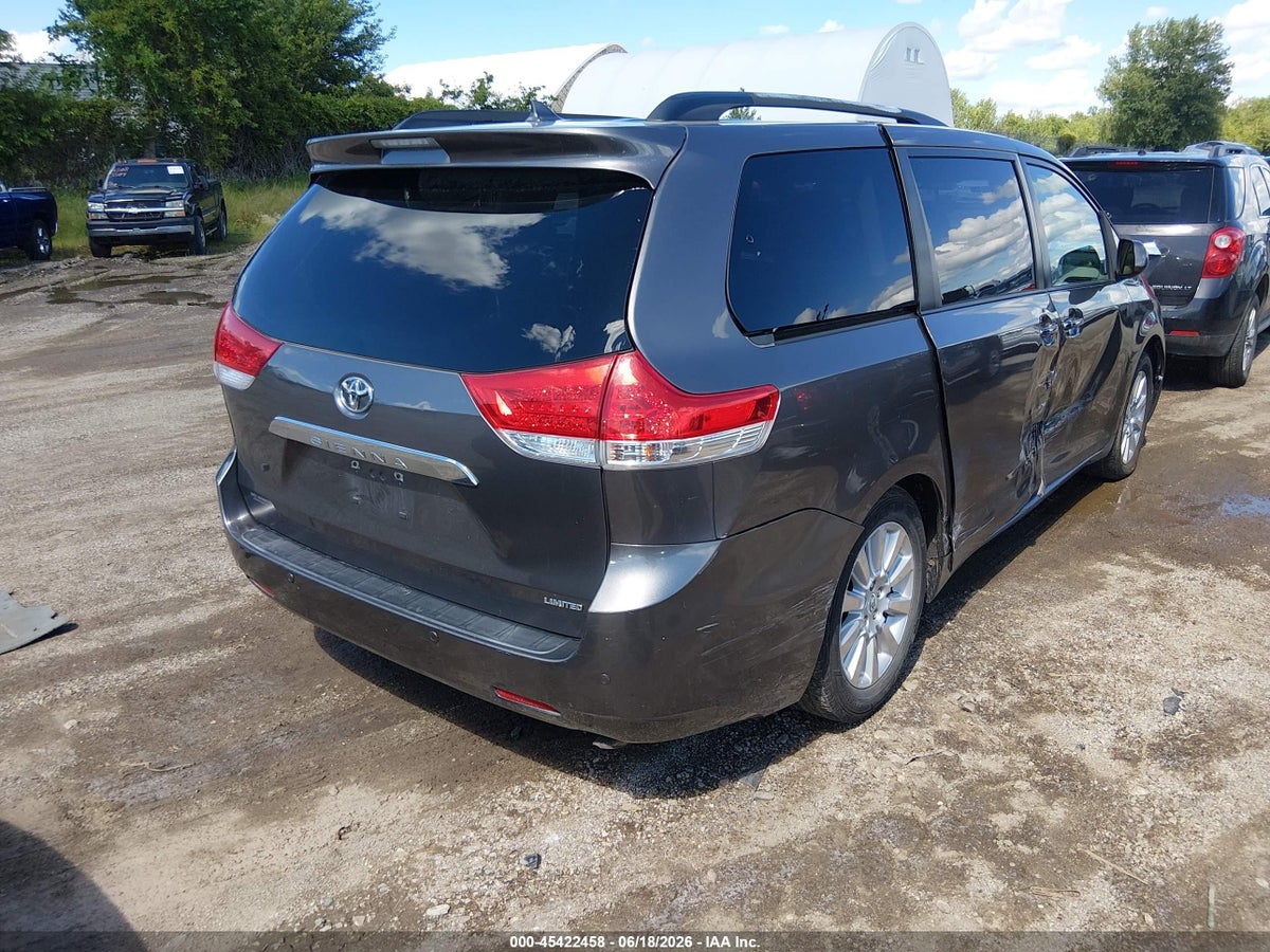 2011 TOYOTA SIENNA LIMITED V6 — снимка 4