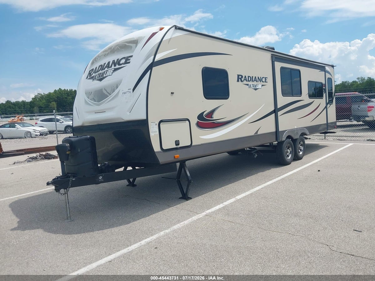 2017 CRUISER RADIANCE 25 RL — снимка 2