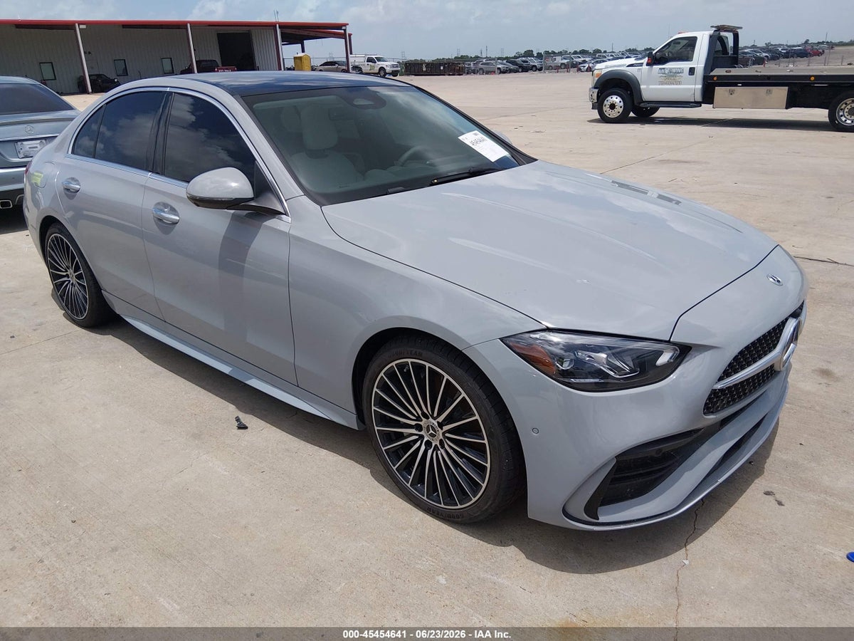 2026 MERCEDES-BENZ C 300