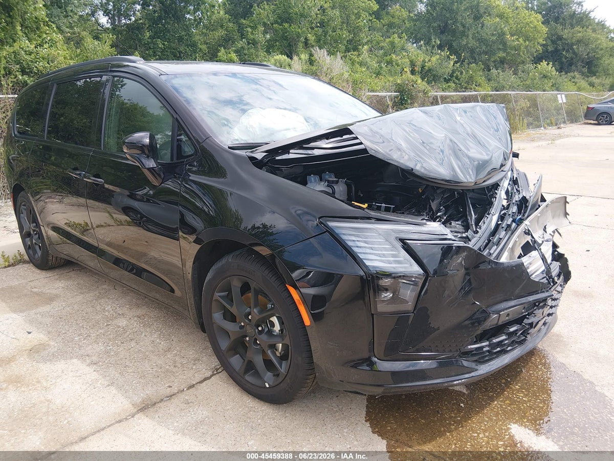 2027 CHRYSLER PACIFICA