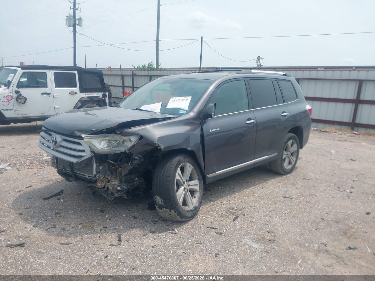 2013 TOYOTA HIGHLANDER LIMITED V6 — снимка 2