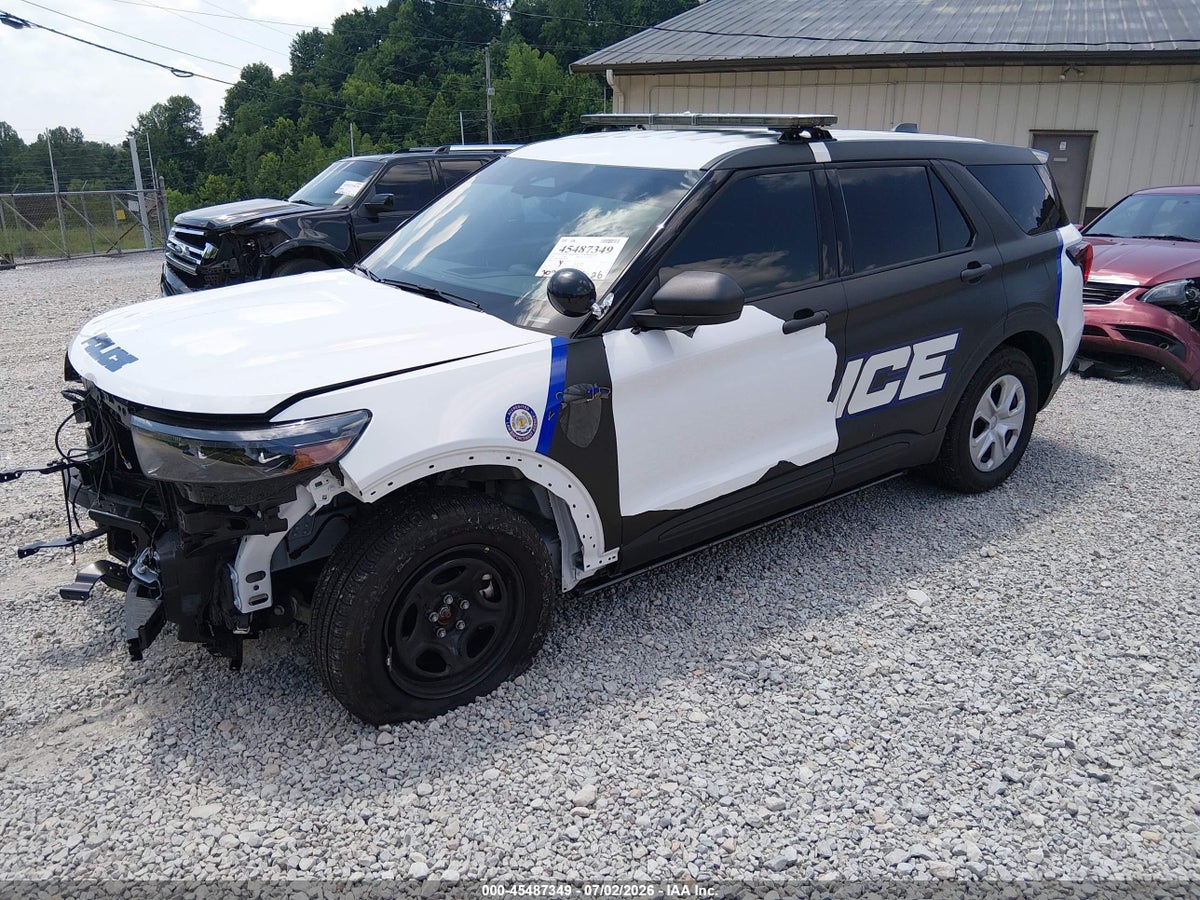 2025 FORD POLICE INTERCEPTOR UTILITY — снимка 2