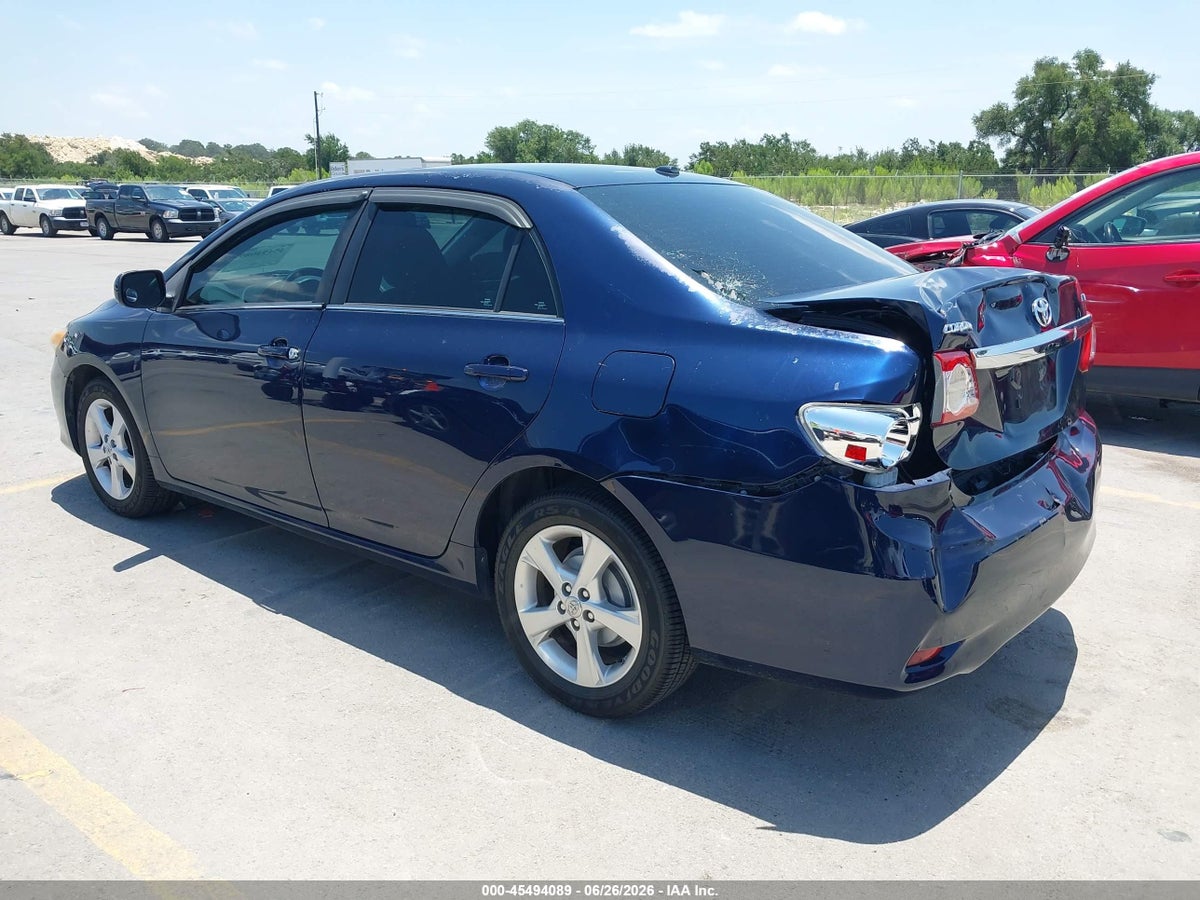 2013 TOYOTA COROLLA LE — снимка 3