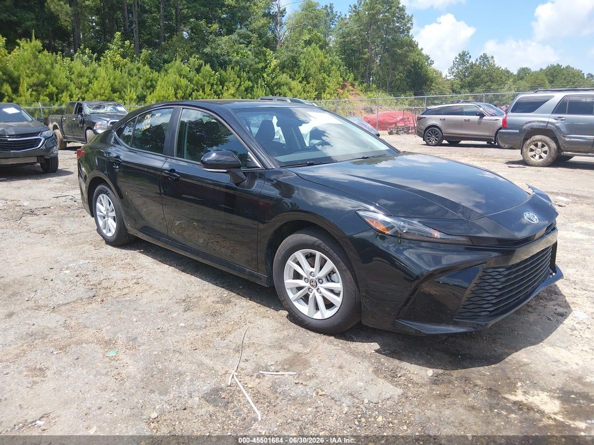 2026 TOYOTA CAMRY LE