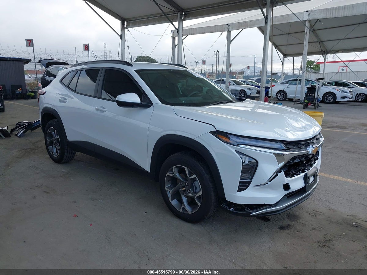 2026 CHEVROLET TRAX FWD LT