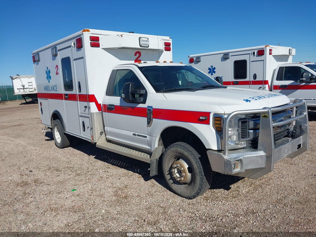 2019 FORD F-350 CHASSIS XL/XLT