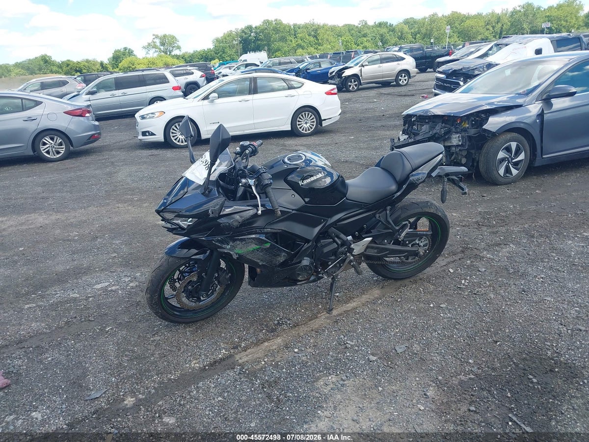 2025 KAWASAKI EX650 R — photo 2
