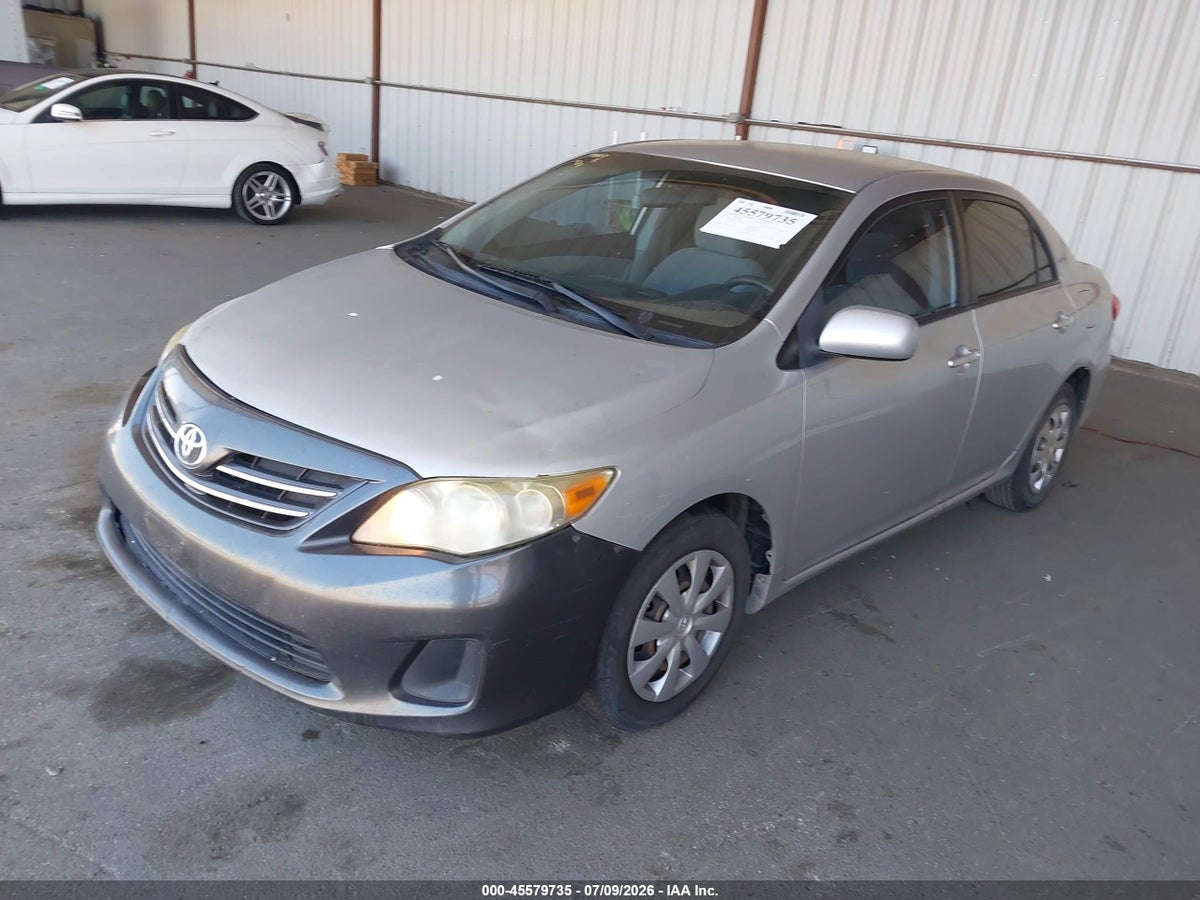 2011 TOYOTA COROLLA LE — снимка 2