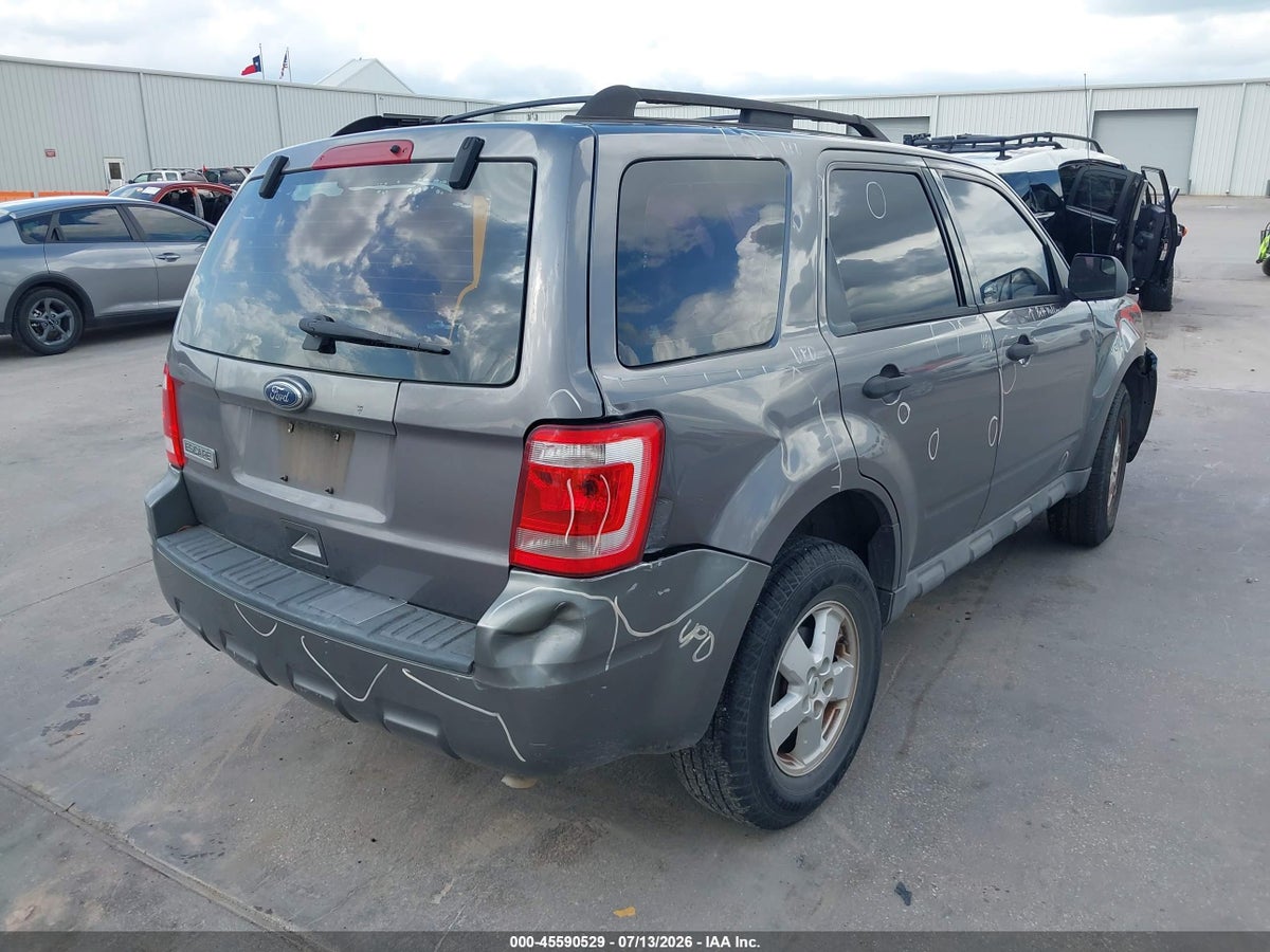 2010 FORD ESCAPE XLS — снимка 4