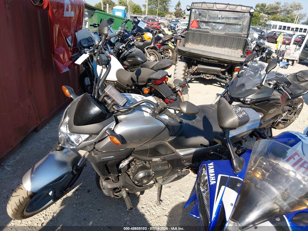 2016 HONDA CTX700 N — снимка 2