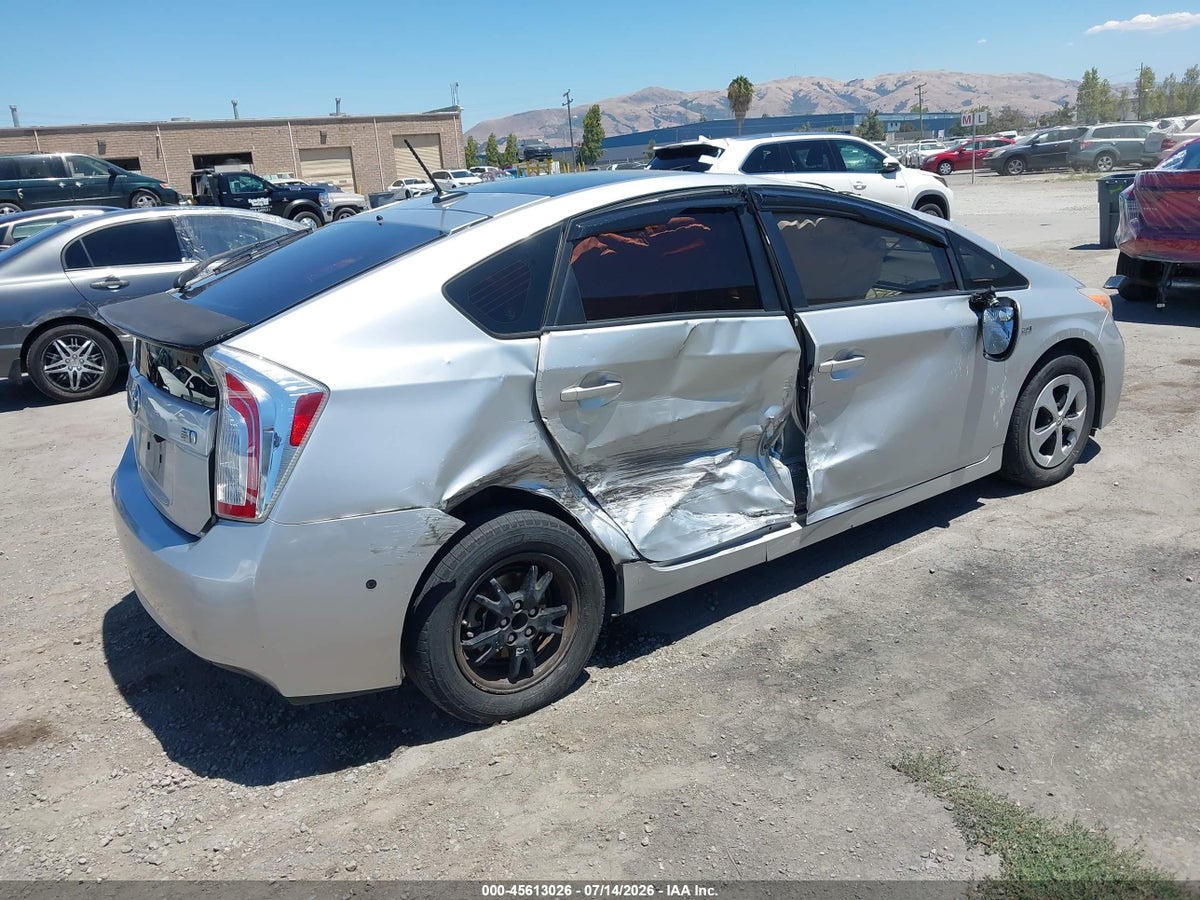 2013 TOYOTA PRIUS FOUR — снимка 4