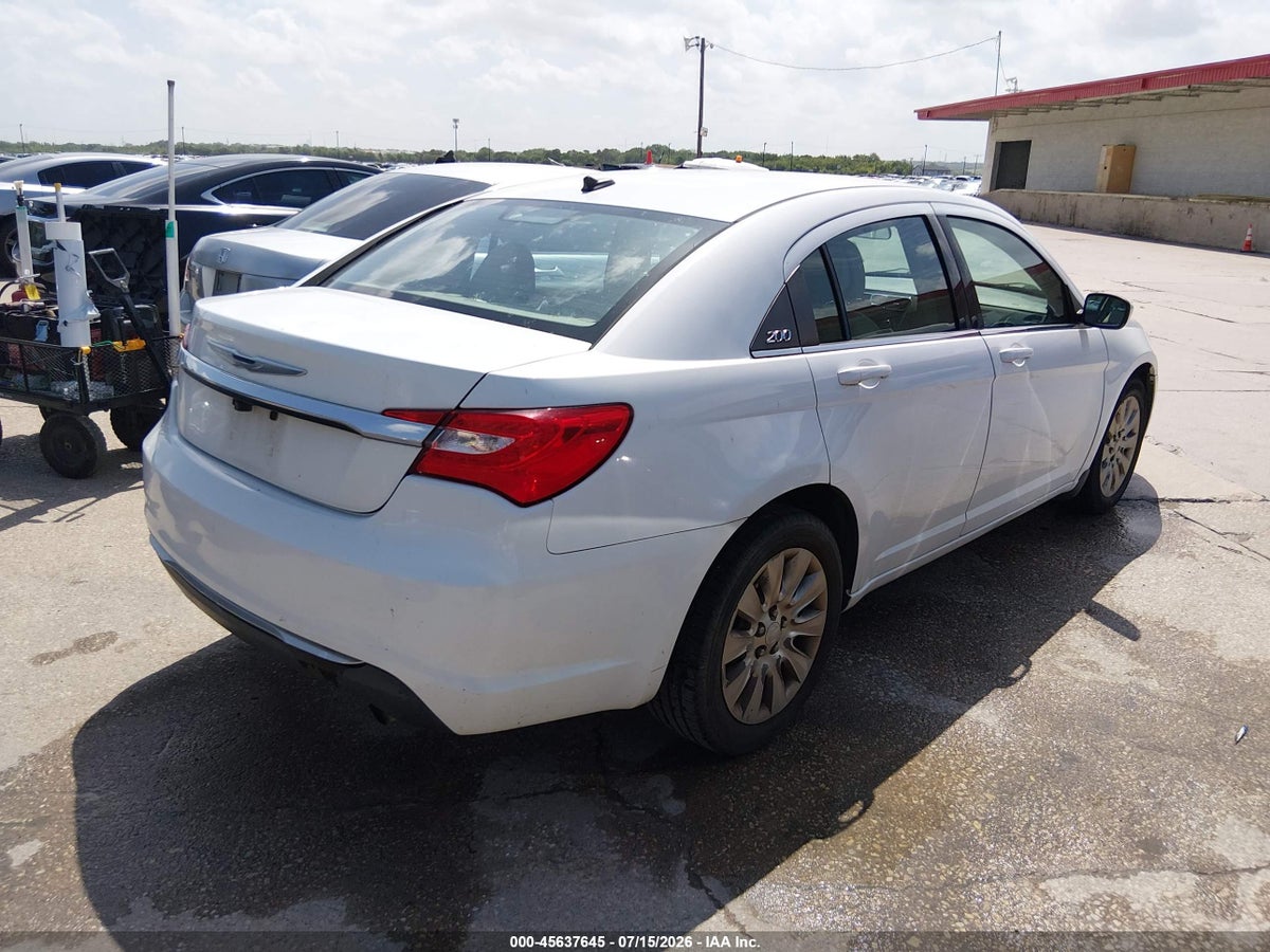 2014 CHRYSLER 200 LX — снимка 4