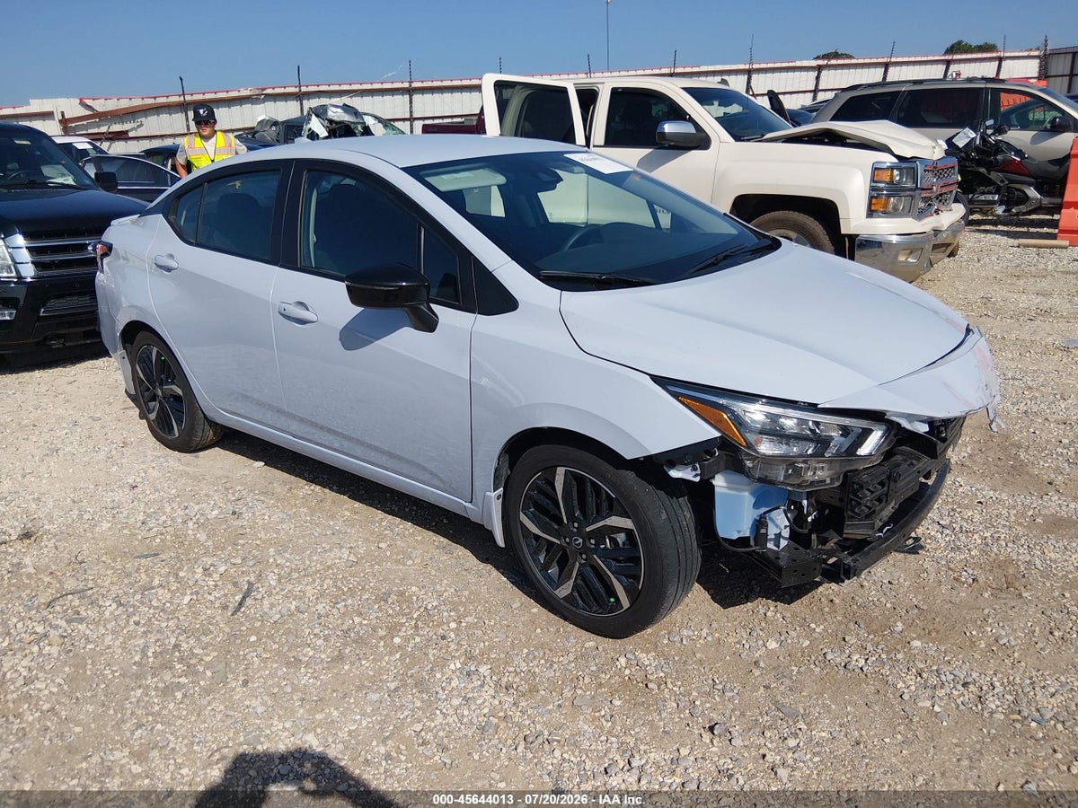 2025 NISSAN VERSA 1.6 SR