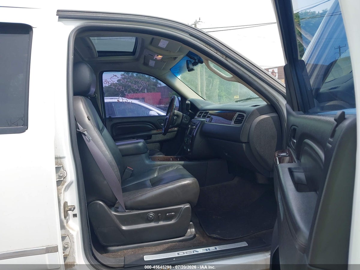 2011 GMC YUKON DENALI — снимка 5