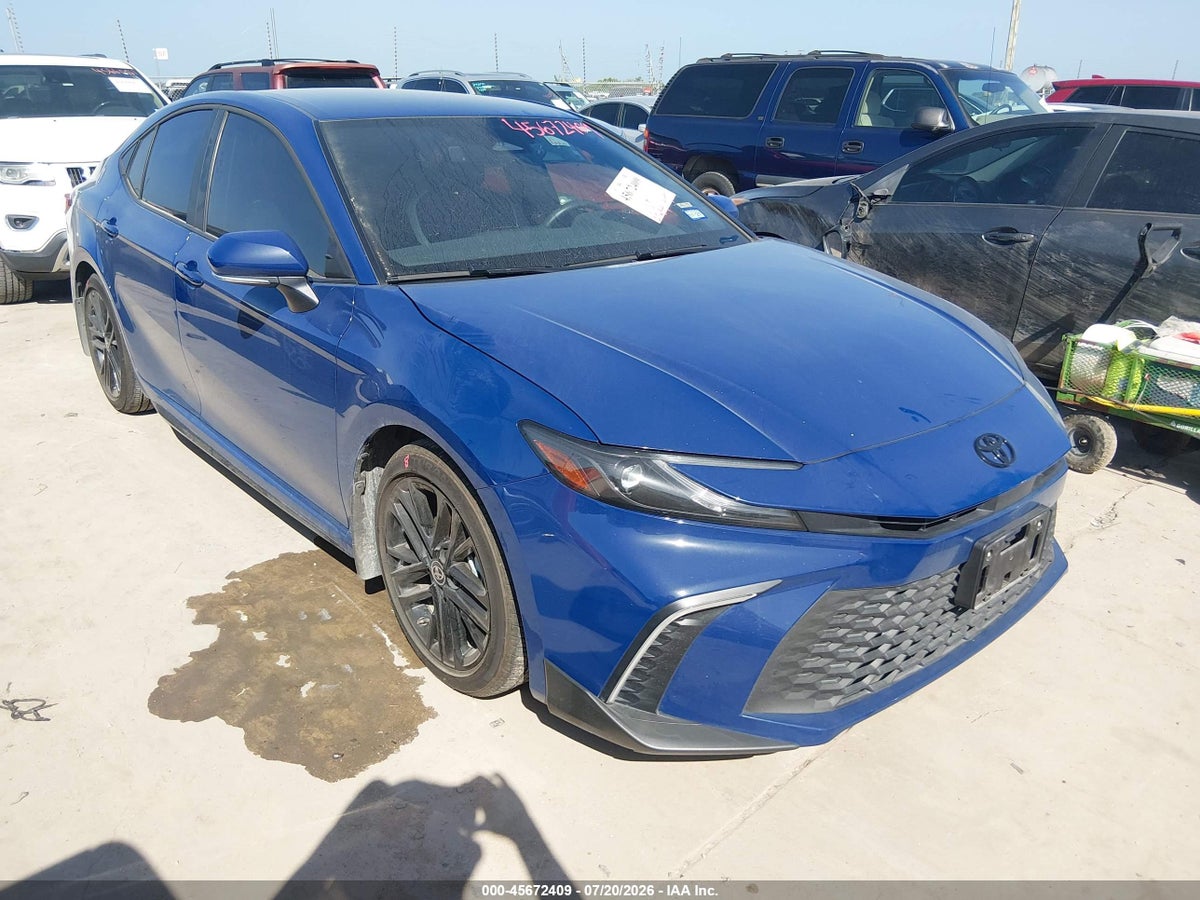 2026 TOYOTA CAMRY SE