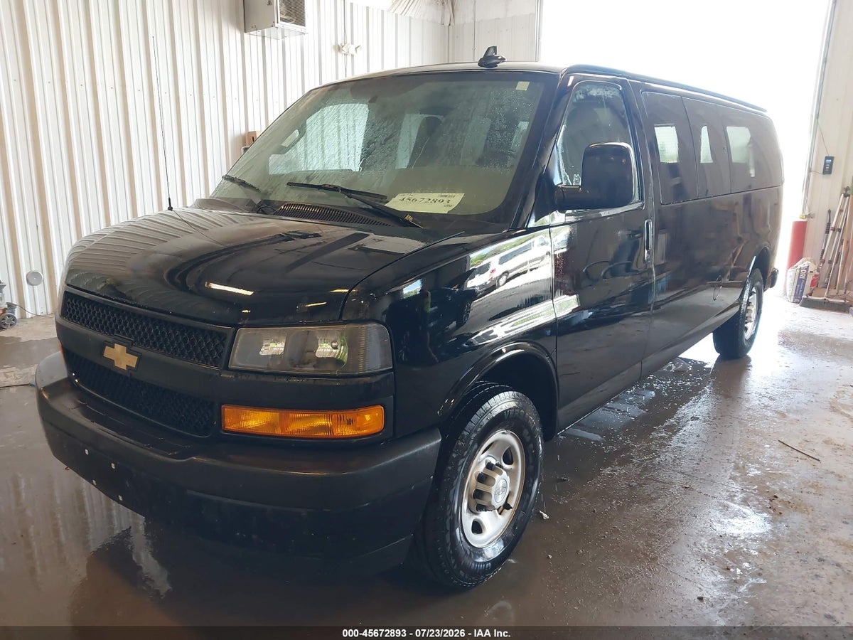 2019 CHEVROLET EXPRESS 3500 LS — photo 2