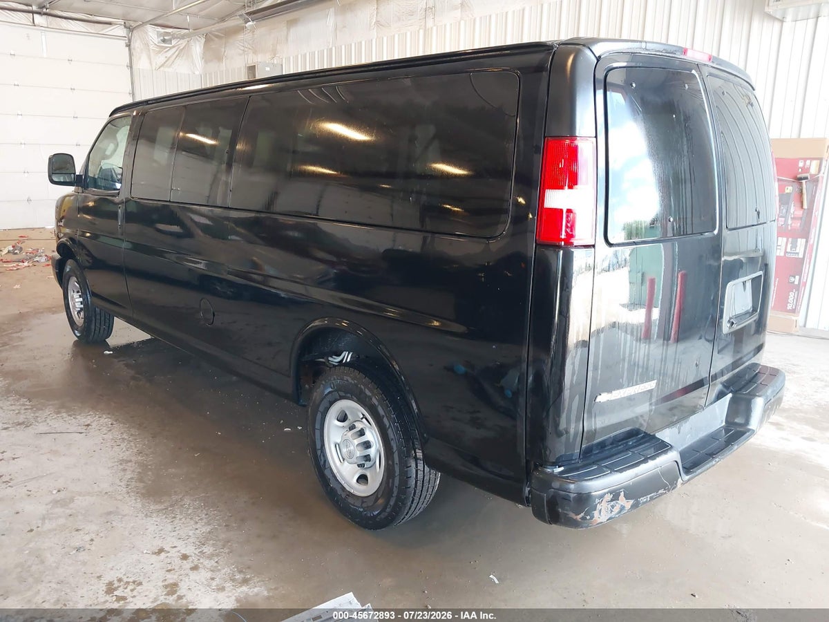 2019 CHEVROLET EXPRESS 3500 LS — photo 3