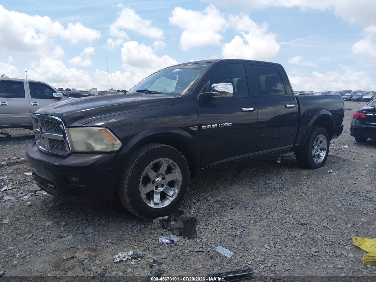 2011 RAM RAM 1500 LARAMIE — снимка 2