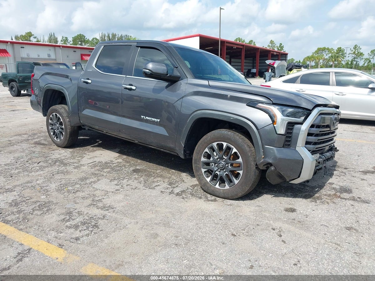 2026 TOYOTA TUNDRA LIMITED CREWMAX 5.5' BED